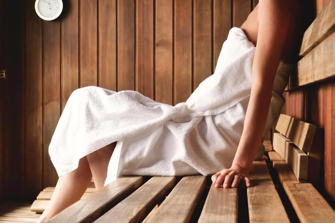 Les Horizons - Spa-Jacuzzi - Massage- Sauna - 4 Saisons - Piscine Chauffee Toute L'Annee - 800M Centre Ville Nyons Exteriör bild